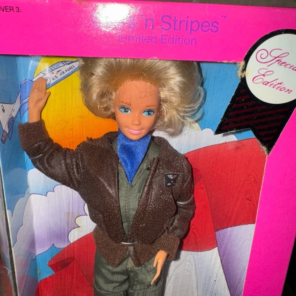 Air Force- Stars & Stripes Barbie Doll: 1990 Special Edition, NEW in BOX
